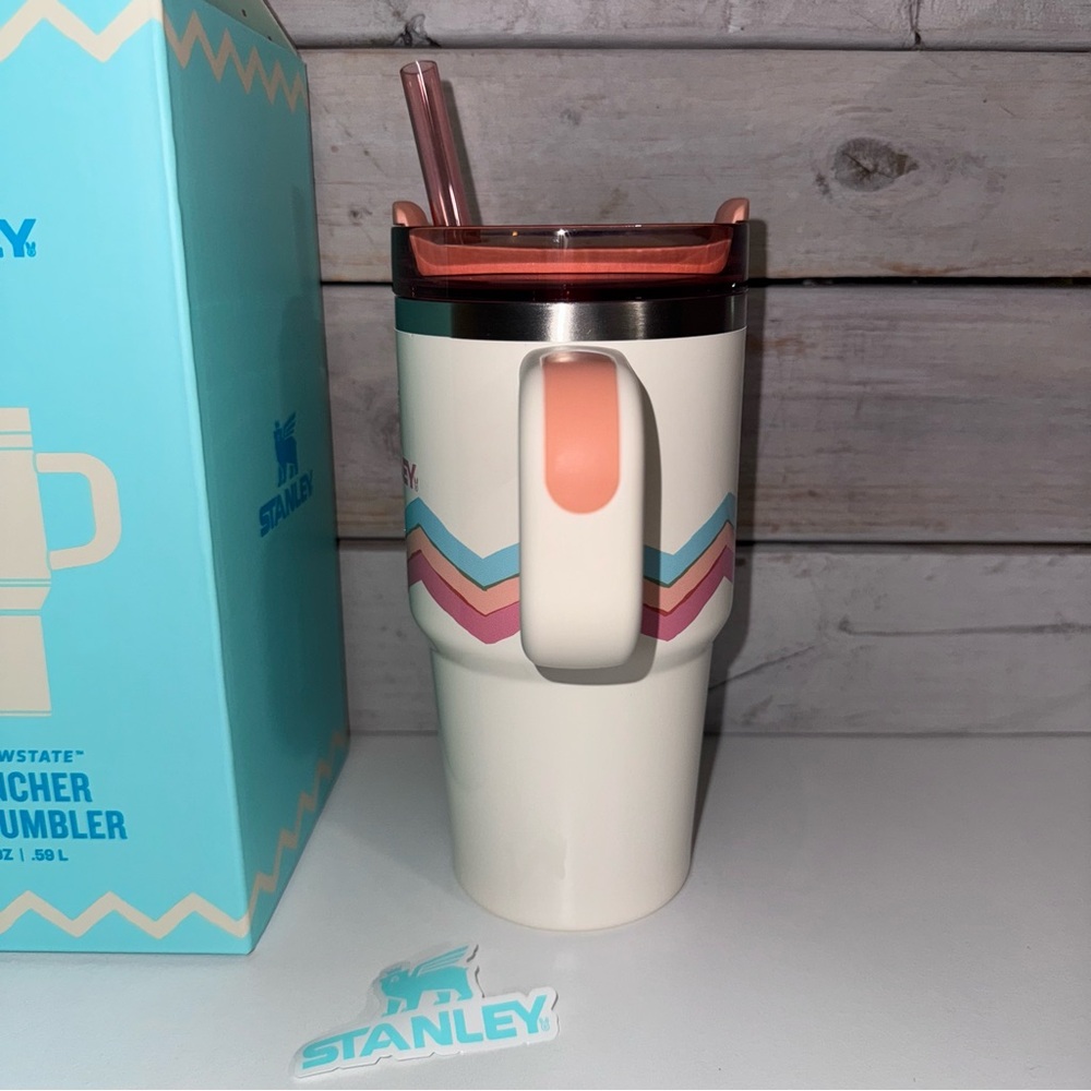 Stanley 20oz Easter Quencher Tumbler Cream Egg-cellence NWT, Limited Edition - Picture 3 of 9